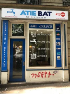 Atie Bat à Paris